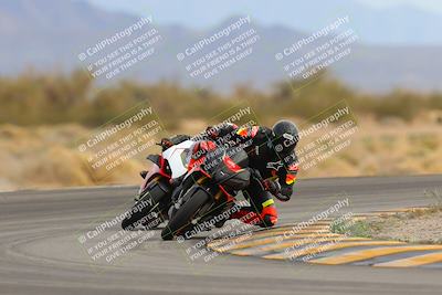 media/Jan-15-2023-SoCal Trackdays (Sun) [[c1237a034a]]/Turn 15 (1pm)/